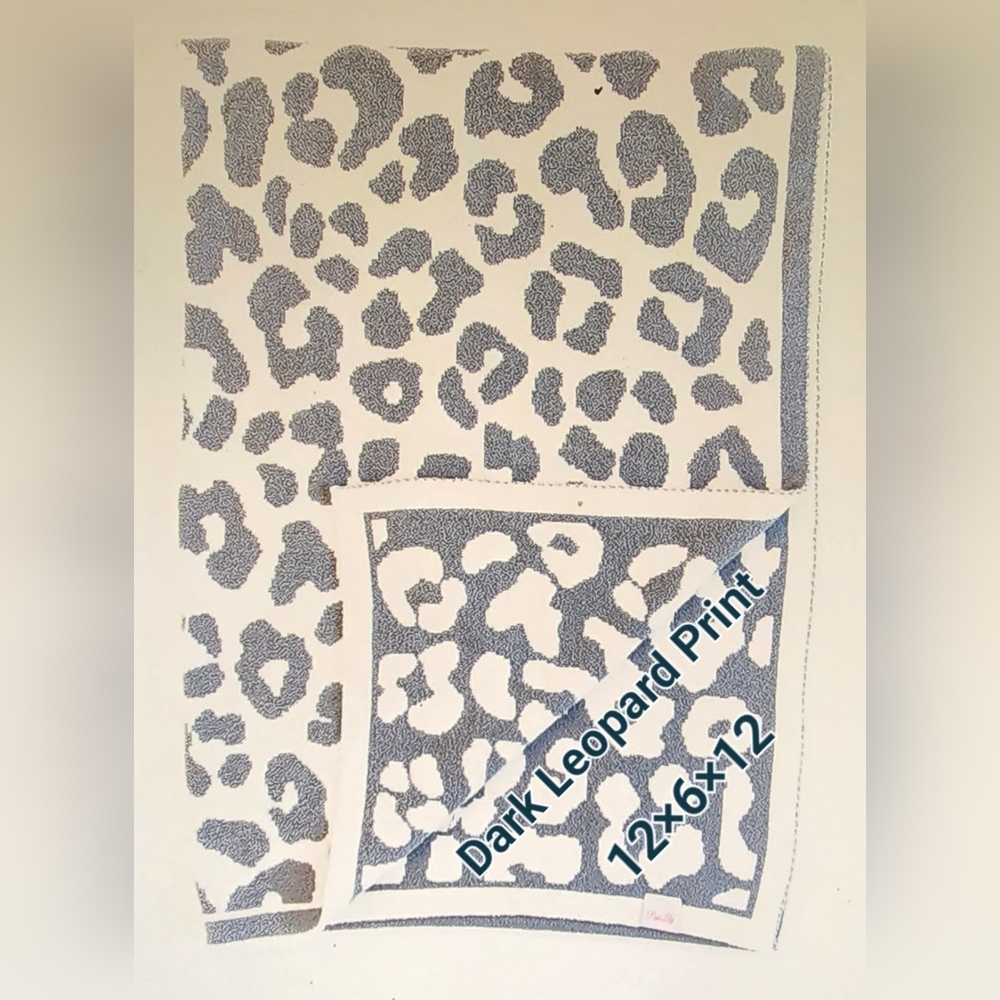 PINK LILY LEOPARD BLANKETS